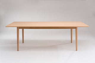 Mobilia Table