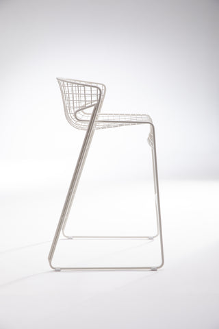 ND side 750 bar stool on a white background