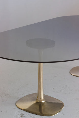 Molecule Table - Oval